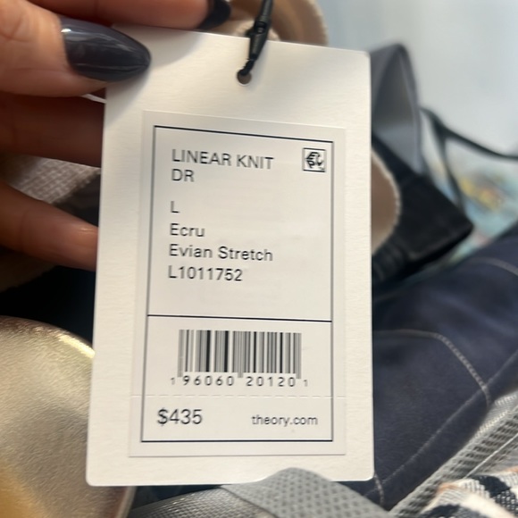 BRAND NEW Theory Fit and Flare in color ecru- - Picture 13 of 13